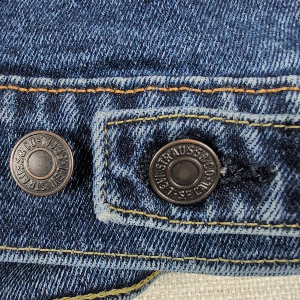 Levi's Trucker Denim Jacket Mens XL Dark Wash Faded Indigo Blue Jean 72334